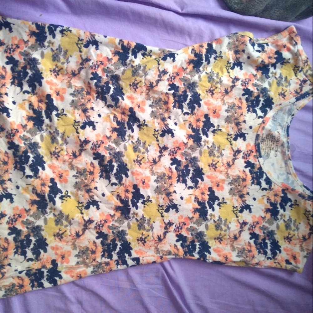 Sleeveless T Shirt